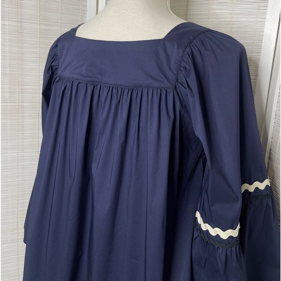Vineyard Vines Ric Rac Bell Sleeve Blouse Navy Blue Size XS - Picture 4 of 6